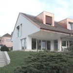 Transformation d’une maison familiale en deux logements | Tolochenaz